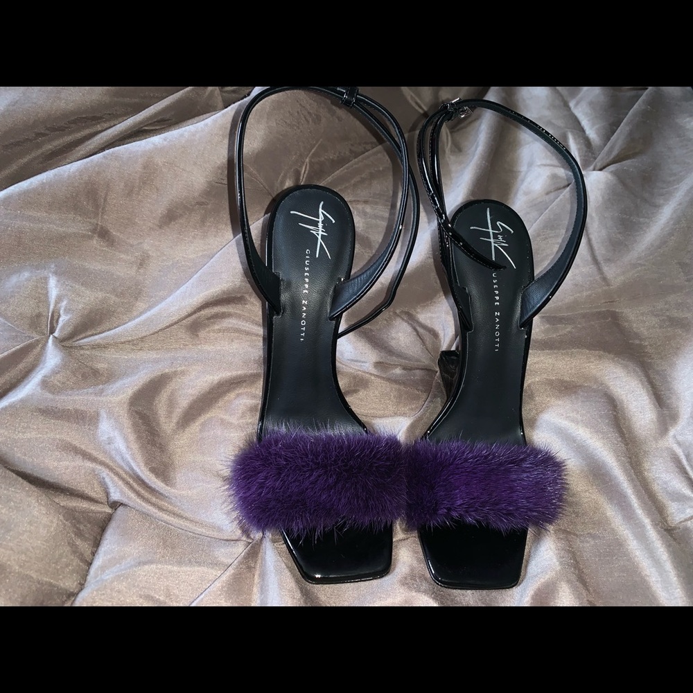 giuseppe zanotti pictard heelless sandal heels